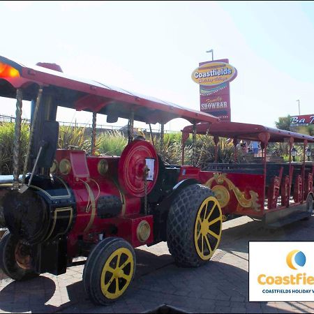 Coastfields Holiday Village Ingoldmells Bagian luar foto