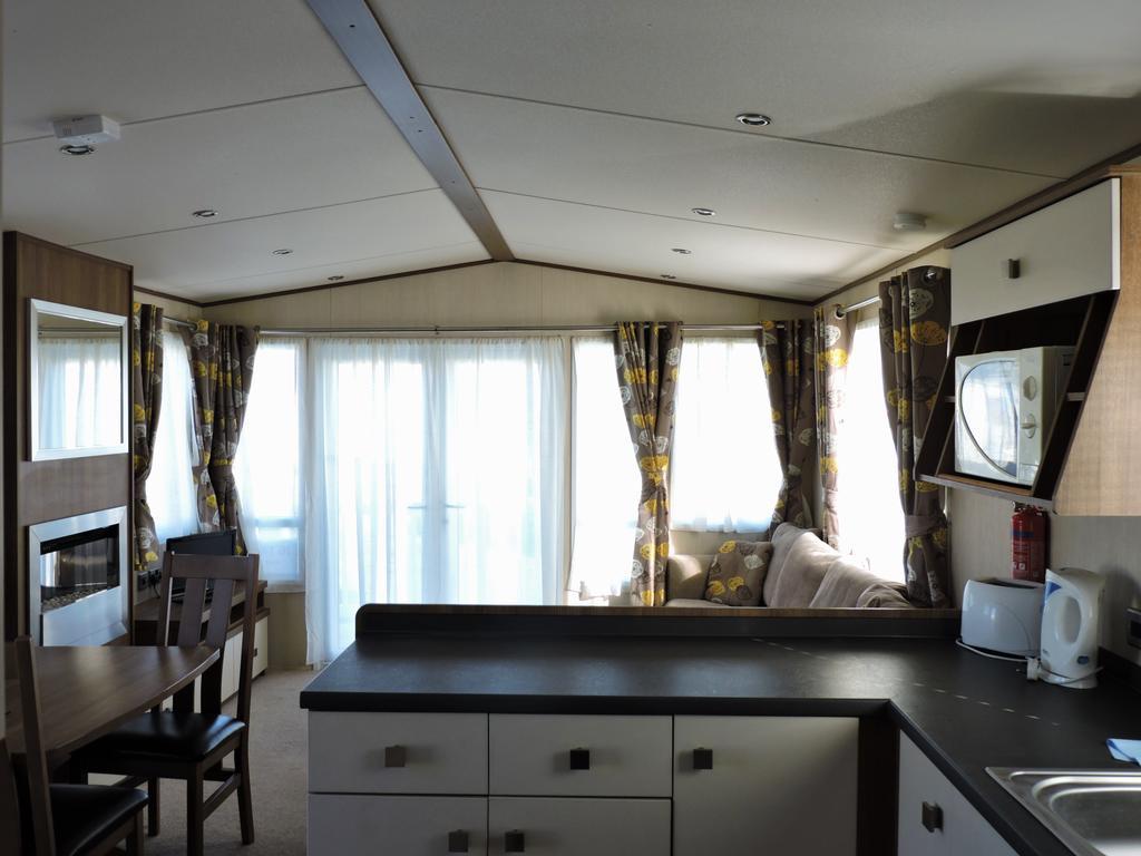 Coastfields Holiday Village Ingoldmells Bagian luar foto