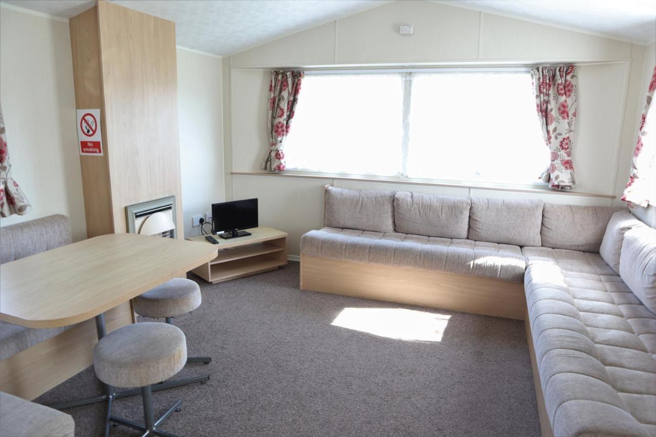 Coastfields Holiday Village Ingoldmells Bagian luar foto